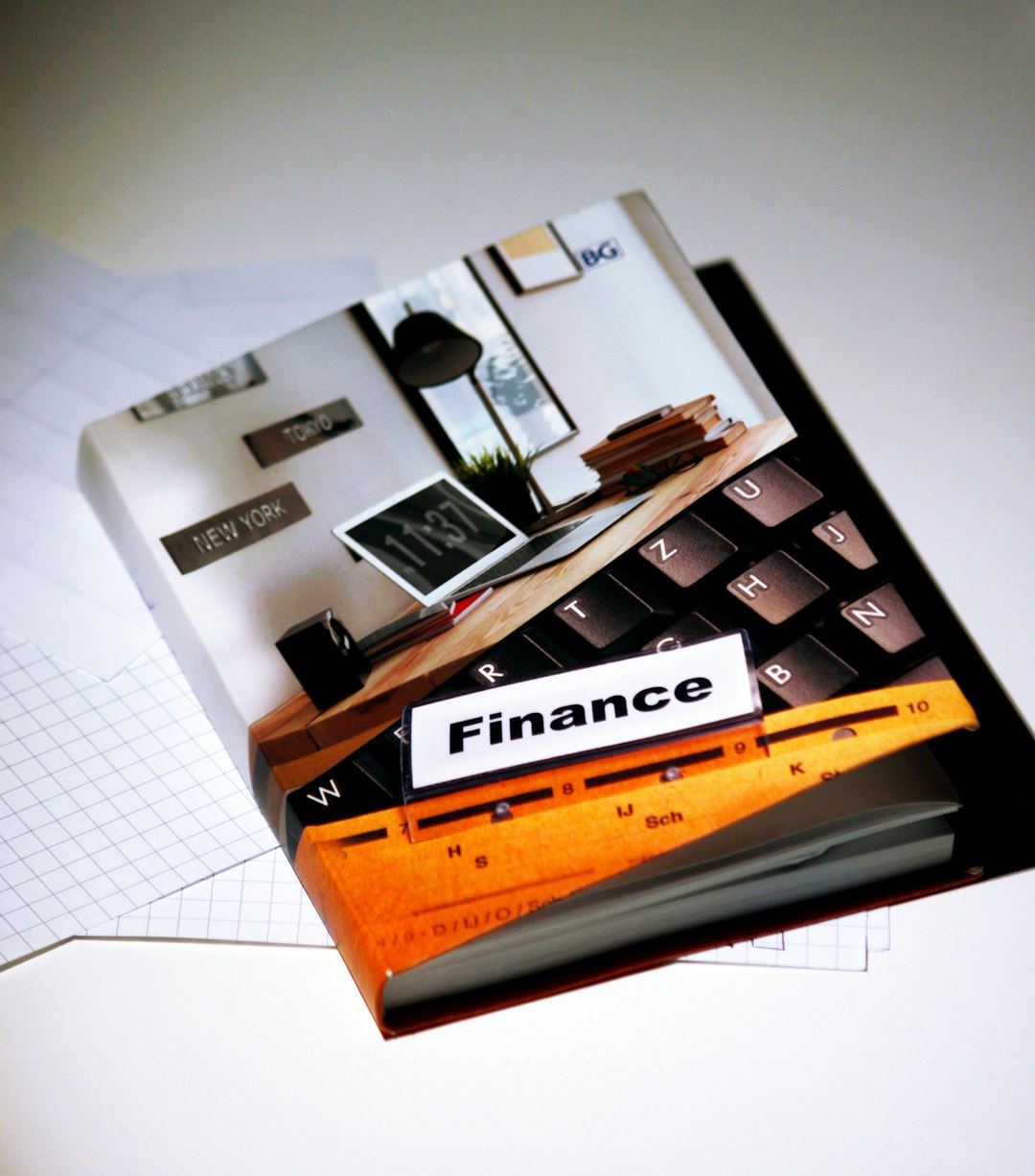 Educación financiera digital para jóvenes